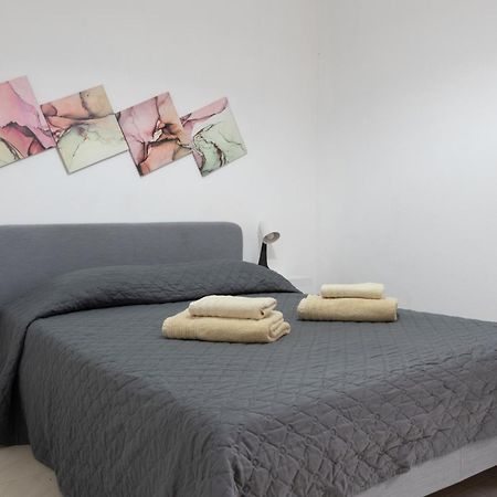 Blife Martinya House - Private Rooms And Apartments 오양 외부 사진
