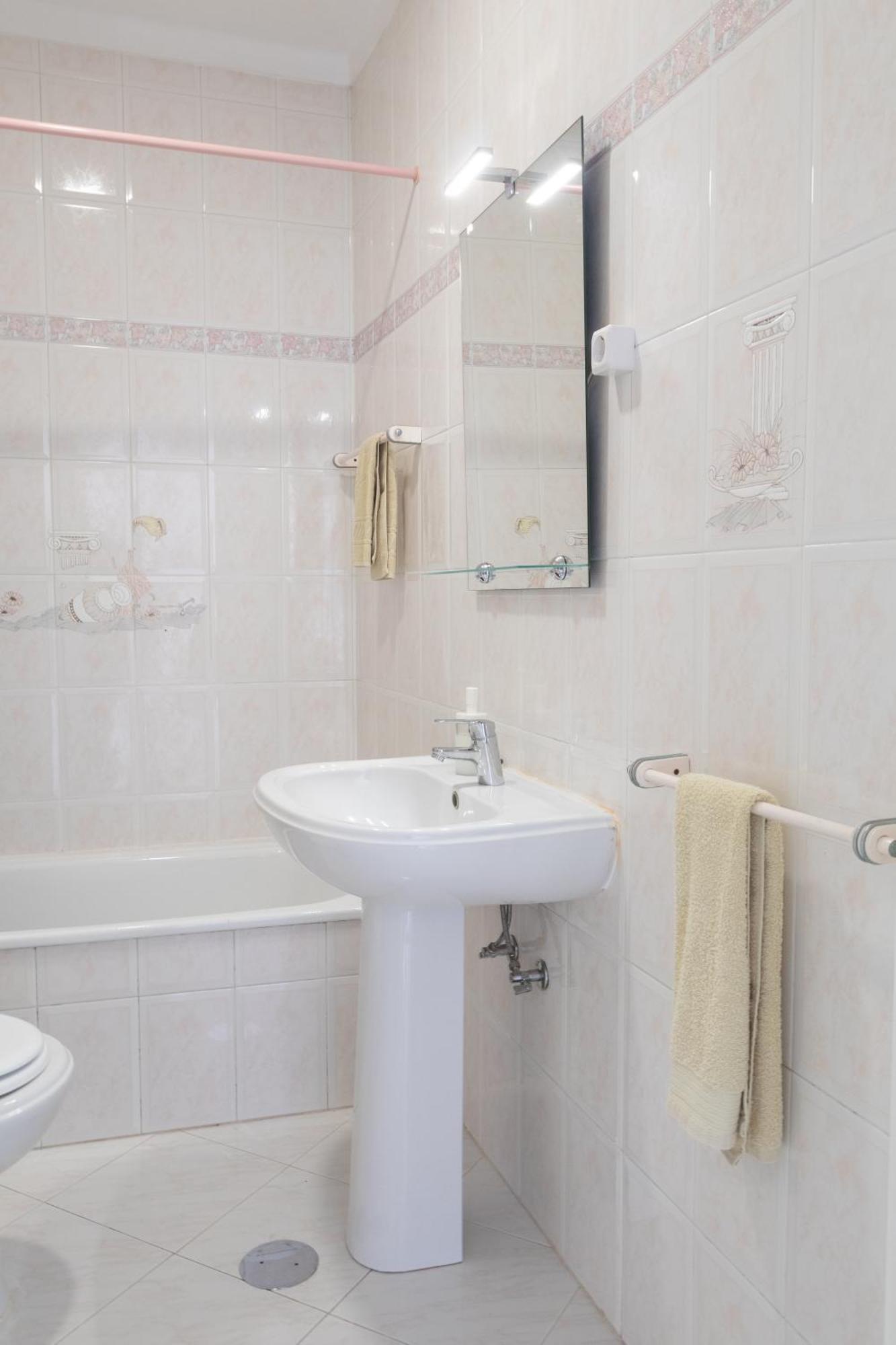 Blife Martinya House - Private Rooms And Apartments 오양 외부 사진