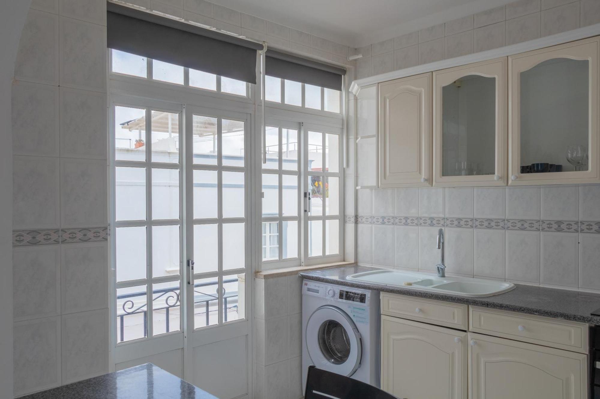 Blife Martinya House - Private Rooms And Apartments 오양 외부 사진