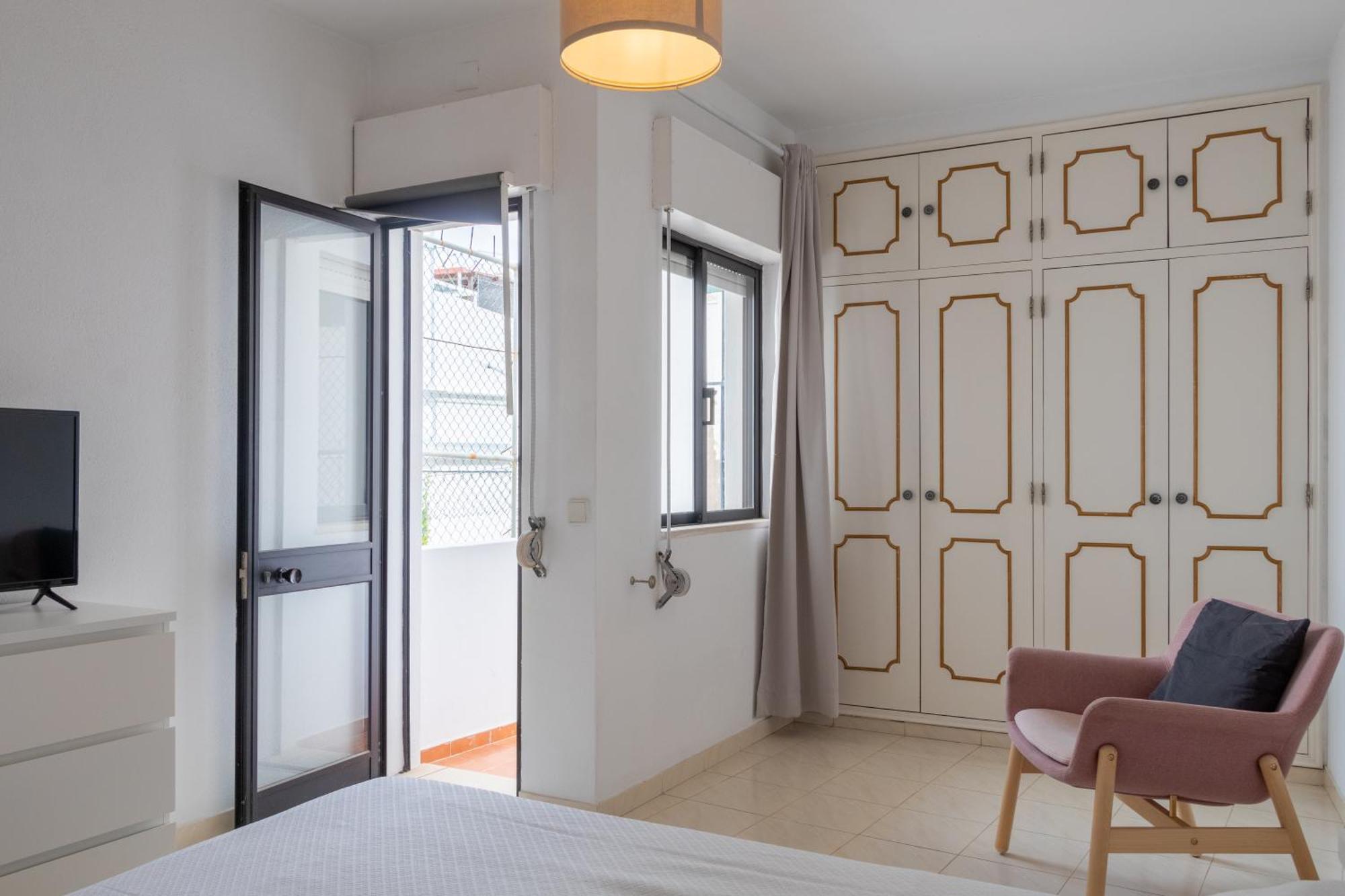 Blife Martinya House - Private Rooms And Apartments 오양 외부 사진